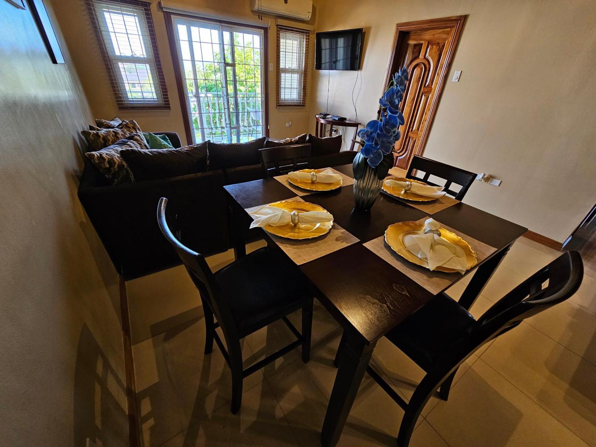 キングストン Sweet Oasis Bed & Breakfast エクステリア 写真